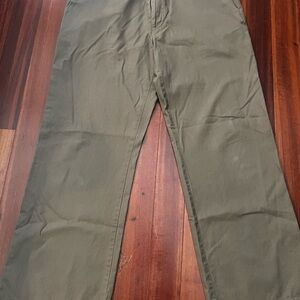 Perry Ellis Men's Chinos